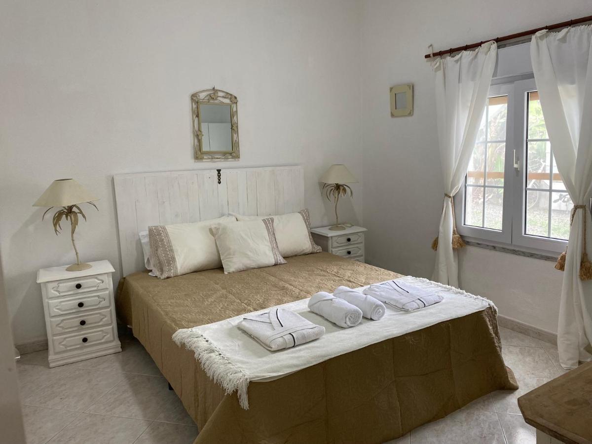 Ocean Garden, 4 Units By The Ocean Apartment