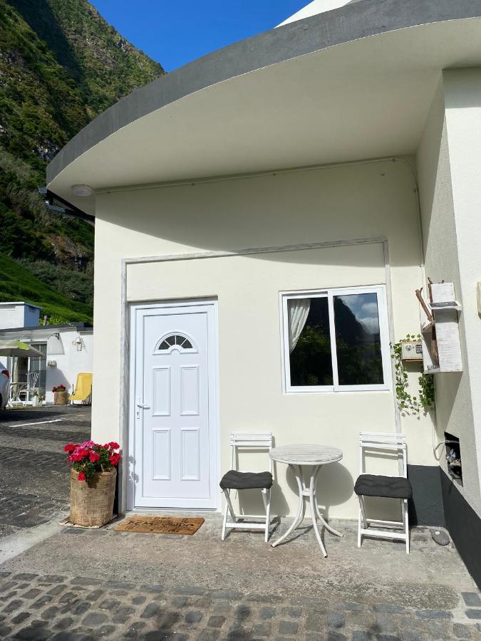 Ocean Garden, 4 Units By The Ocean